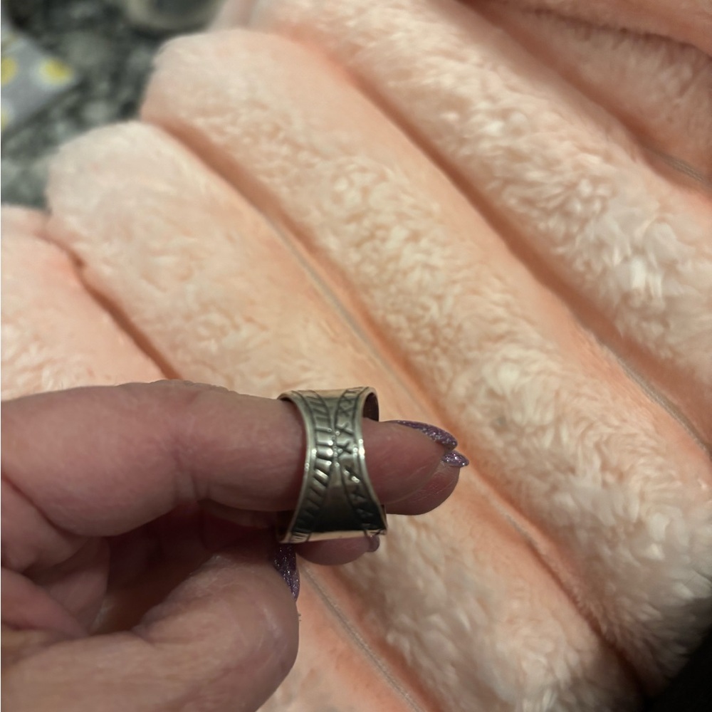 Sterling silver ring - Picture 2 of 2